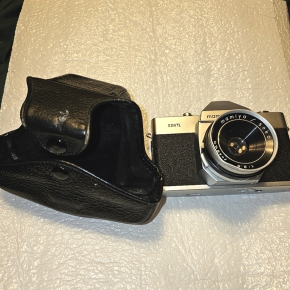 Mamiya 528TL 35mm Camera with 48mm f/2.8 Sekor, Chrome {52} - Picture 13 of 13